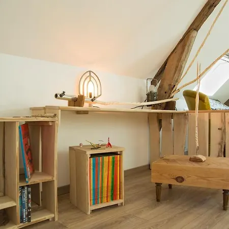 Coeur De Ville, Artistique Apartment *